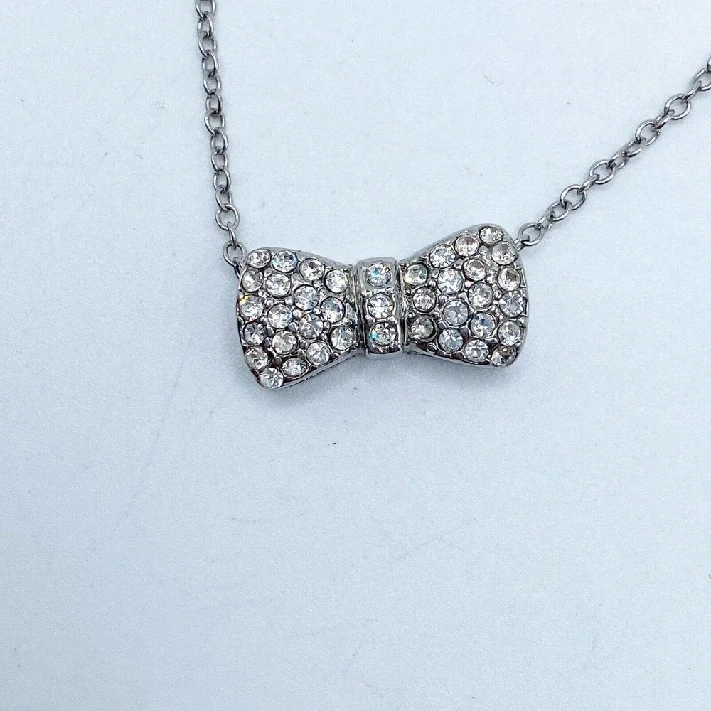 New York & Company Silver Tone Pave Rhinestone Bow Pendant Necklace Adorable 18" - Picture 3 of 6